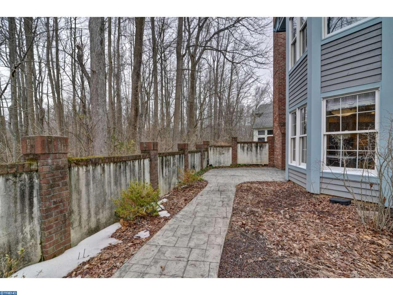 3 Bayberry Dr