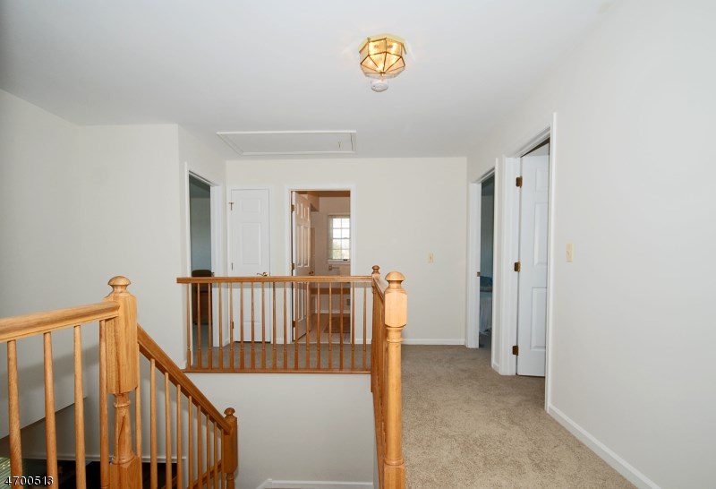46 Andover Dr