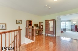 123 Castleton Rd