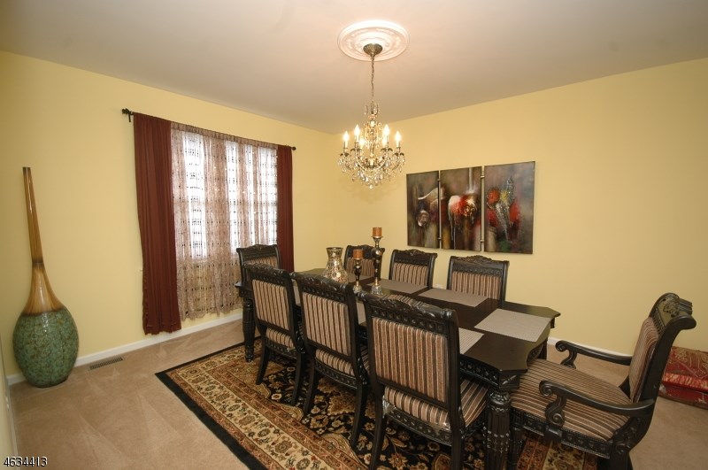 For Sale: 72 Winding Way Princeton, NJ 08540