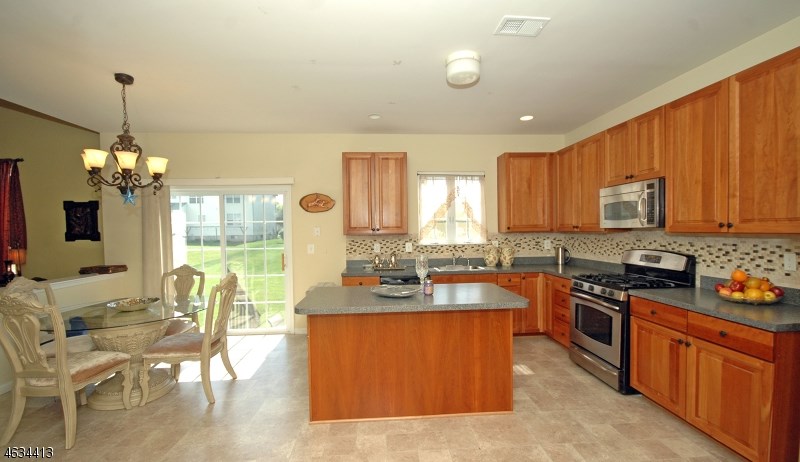 For Sale: 72 Winding Way Princeton, NJ 08540