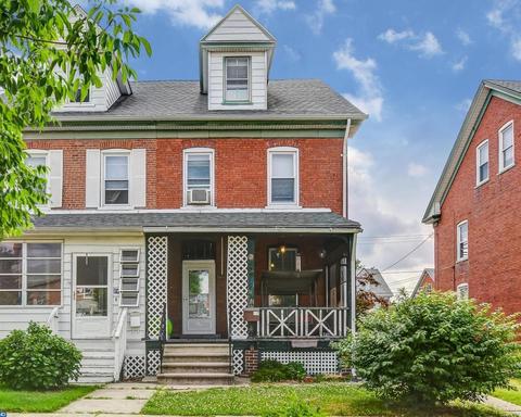 456 Delaware Ave