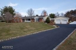 267 Holcombe Way