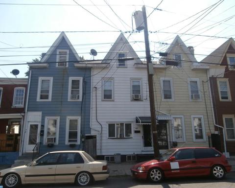 871 Chambers St