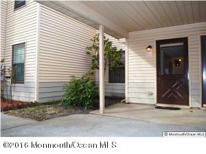 42 Atterbury Ave