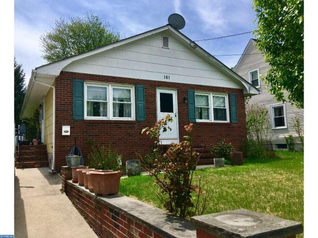 89 Coolidge Ave