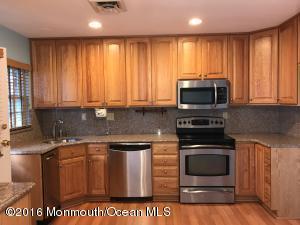 1095 Argyll Cir #100B