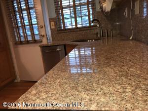 1095 Argyll Cir #100B
