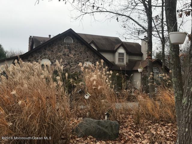 131 Royal Dr