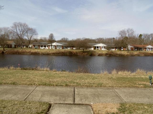 31 Newport Ct