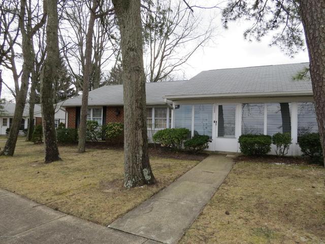 31 Newport Ct
