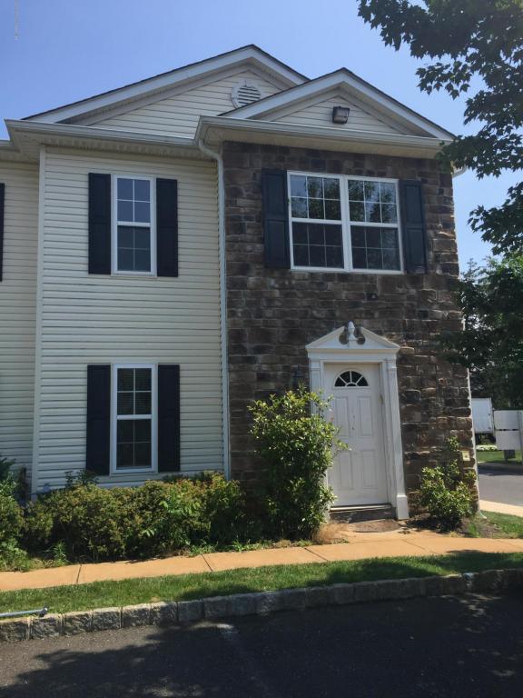 113 Stratford Pl