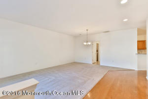 For Sale: 16 Autumntide Dr #1000 Lakewood, NJ 08701