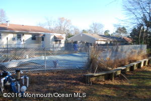 312 Huxley Dr