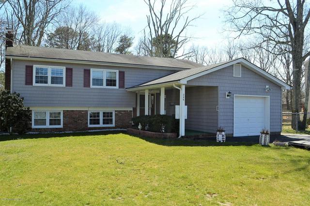 232 Emerald Dr