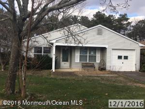 15 Nautilus Dr