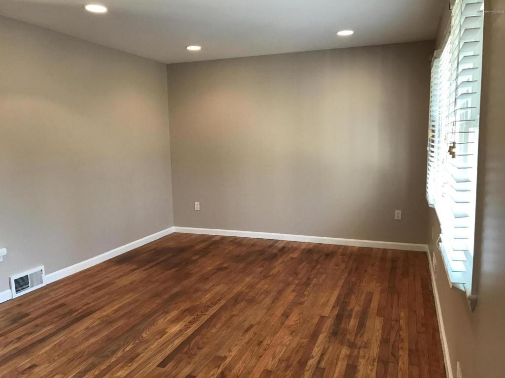 409 Central Blvd E #163