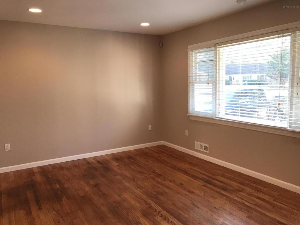 409 Central Blvd E #163