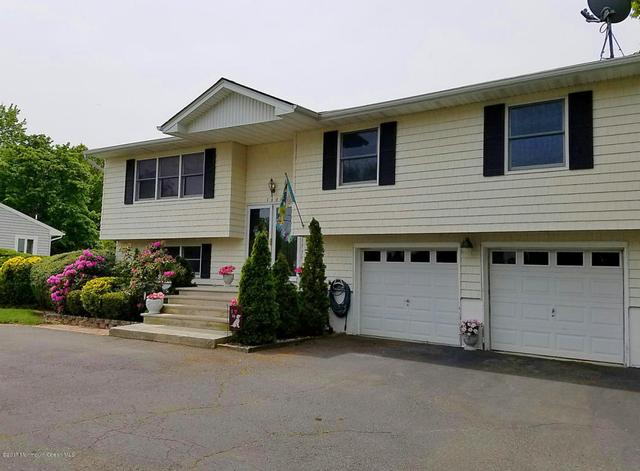 7 Lisa Dr