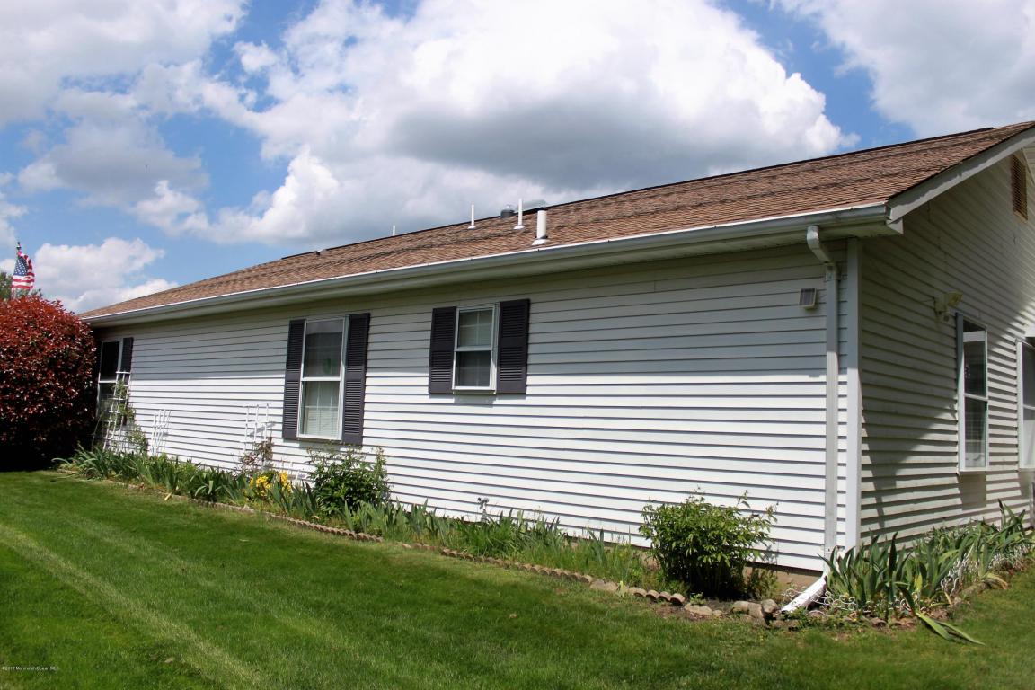 2 Cherrywood Cir