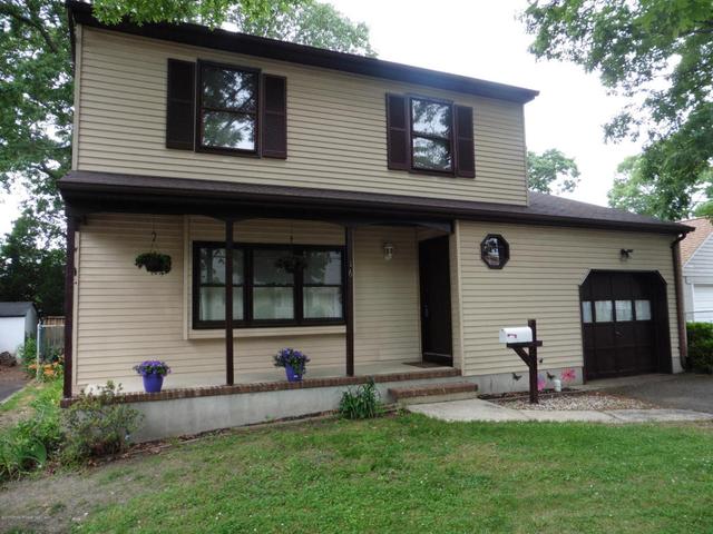 16 Washington Dr
