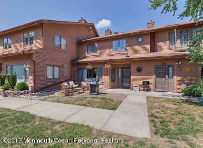 1105 Gardenia Dr