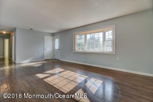 398 Constitution Dr
