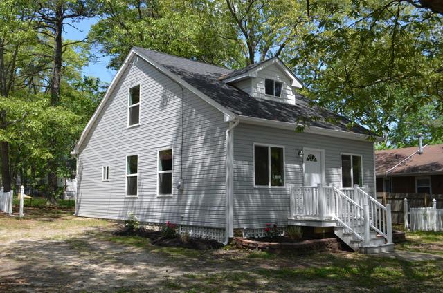 111 Grover Rd