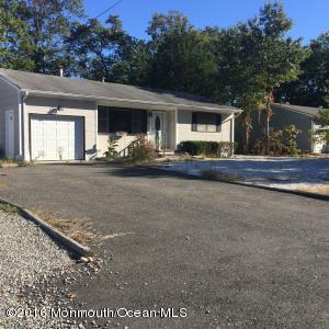 204 Laurel Blvd