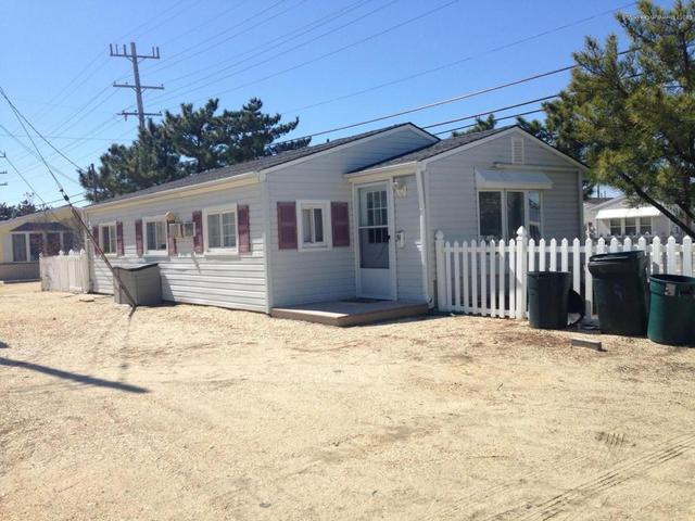 3411 Seaview Rd