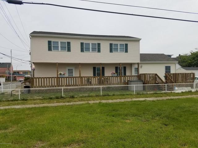 327 Webster Ave