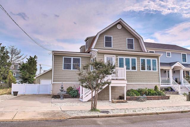 48 8th Ave