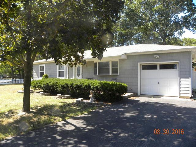 187 Riviera Dr
