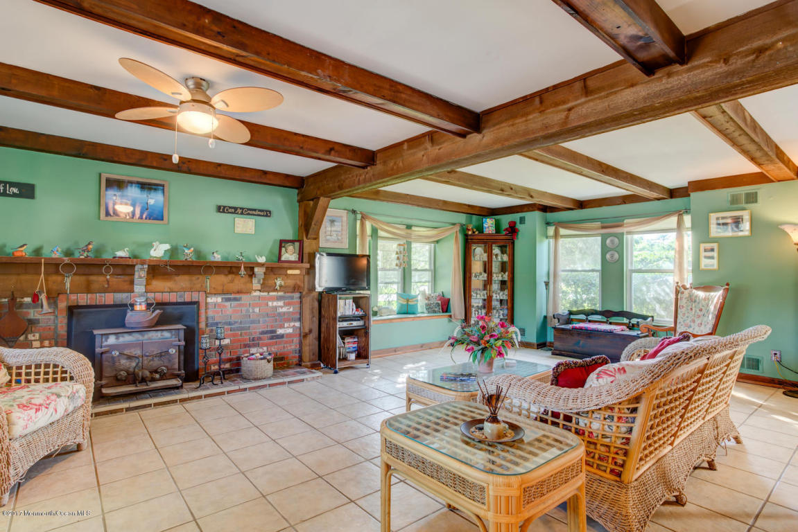 505 Delos Dr