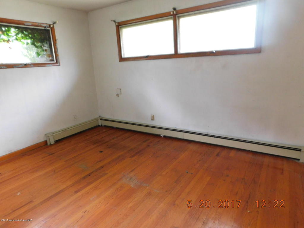 303 Sumner Ave #B8