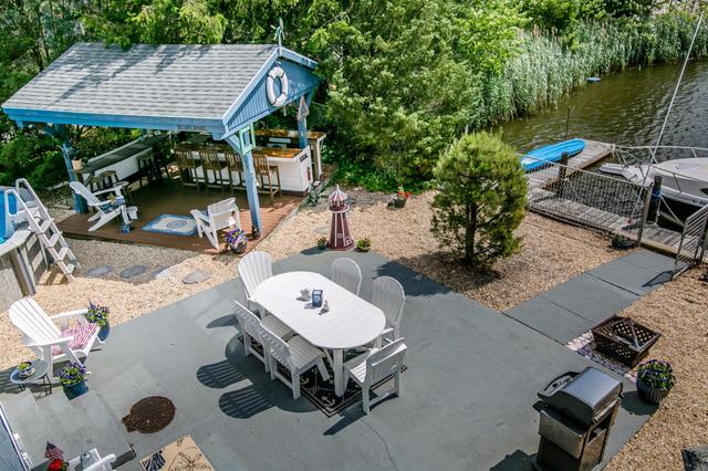 1810 Grantwood Dr