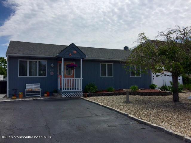 85 Bay Shore Dr
