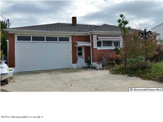 85 Bay Shore Dr