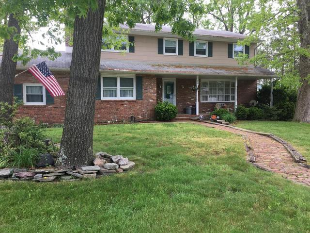 17 Cedarwood Dr