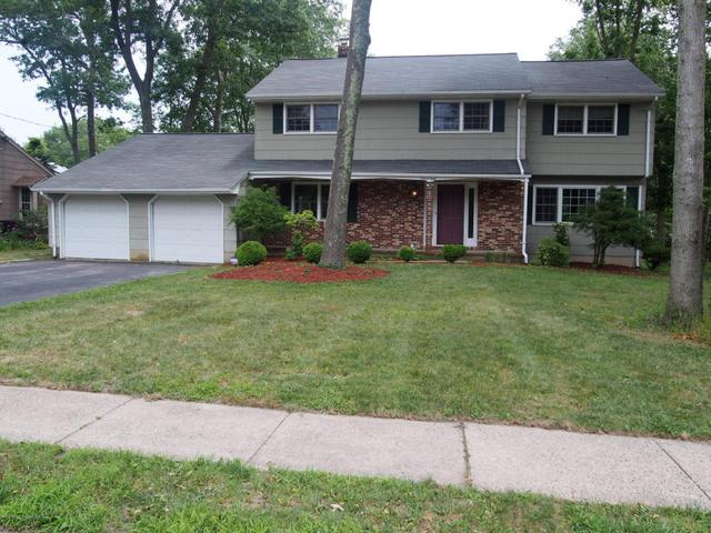 17 Cedarwood Dr