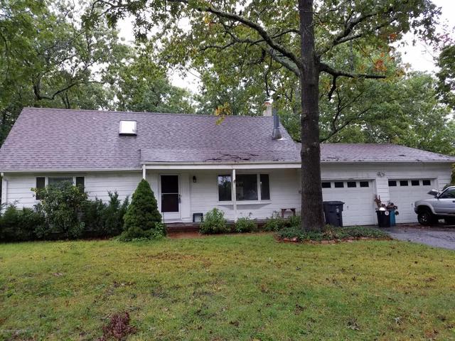 17 Cedarwood Dr