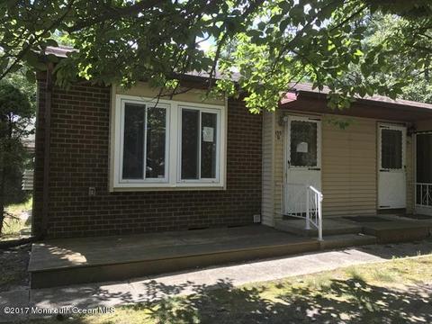 18 Seattle Slew Dr