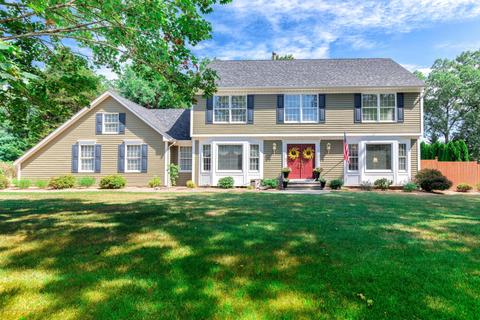 1609 Badger Dr