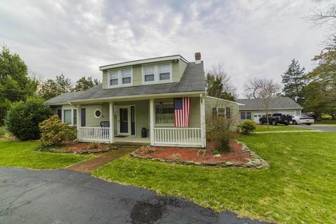 1609 Badger Dr