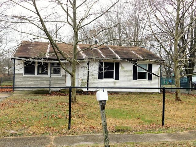 77 Circle Dr