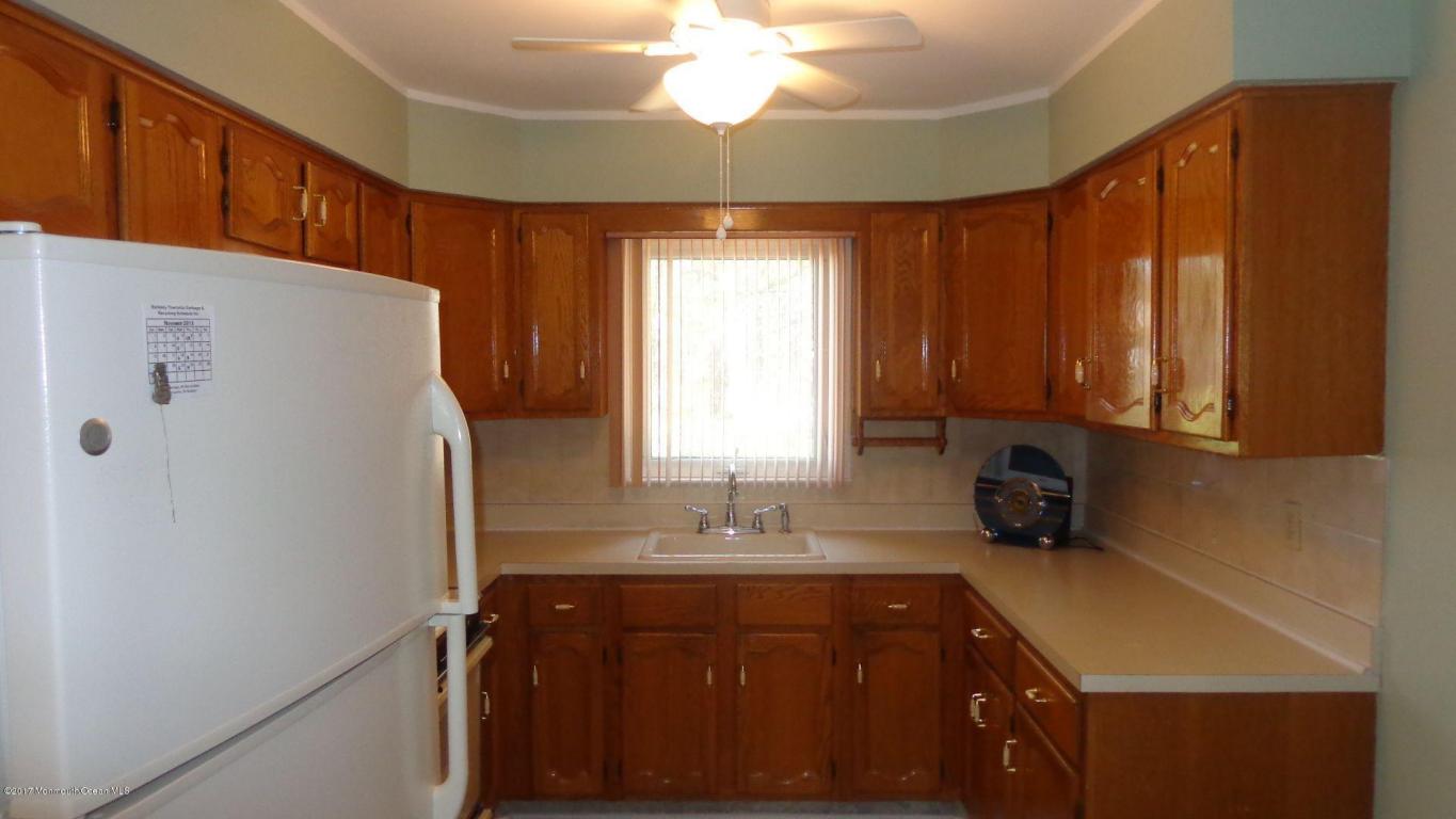 24 Cardinal Dr