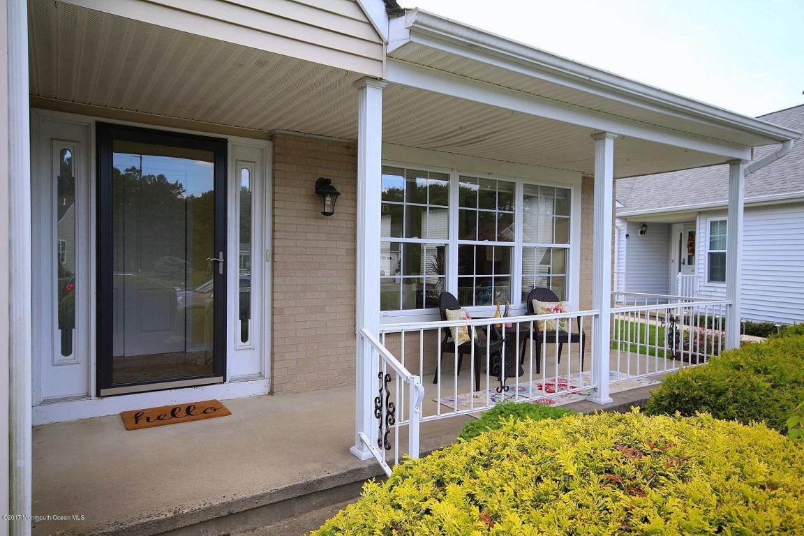 6 Parkway Blvd
