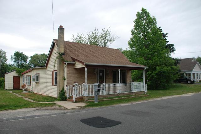 14 Walnut St #102