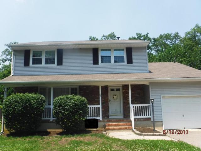 32 Winding River Dr