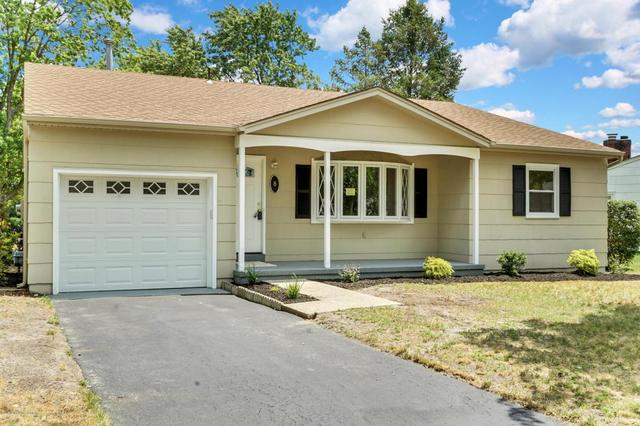 32 Winding River Dr